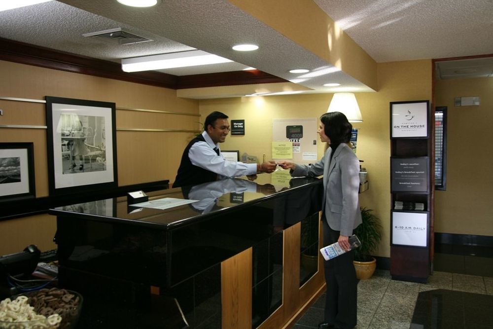 Comfort Inn Blue Ash North Interior photo